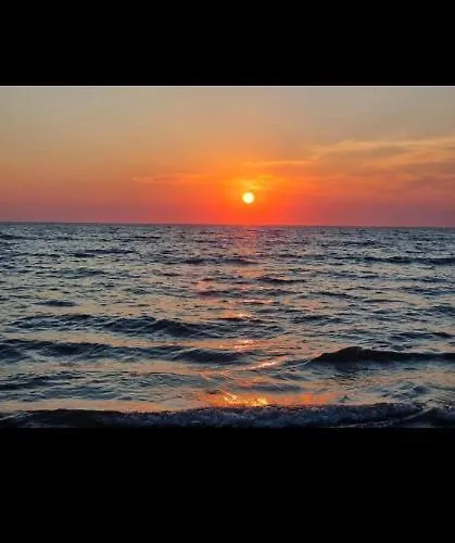 Alda's Appartement Golem (Tirana)